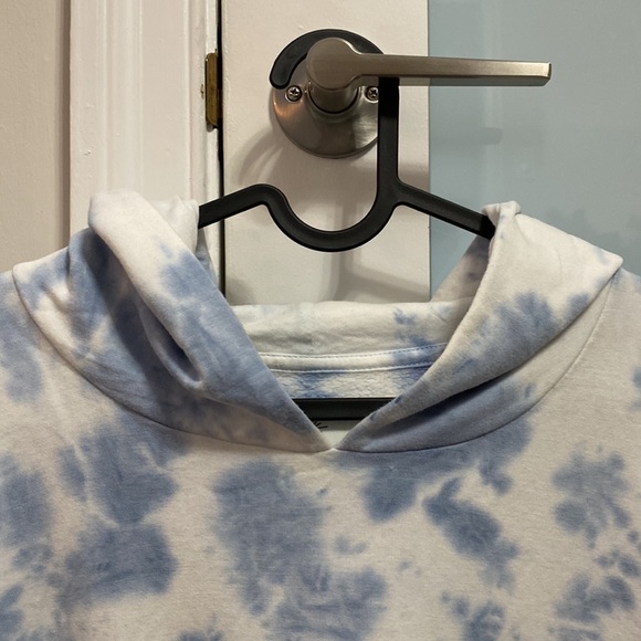Aerie Light Blue and White Tie-Dye Hoodie - Picture 6 of 9